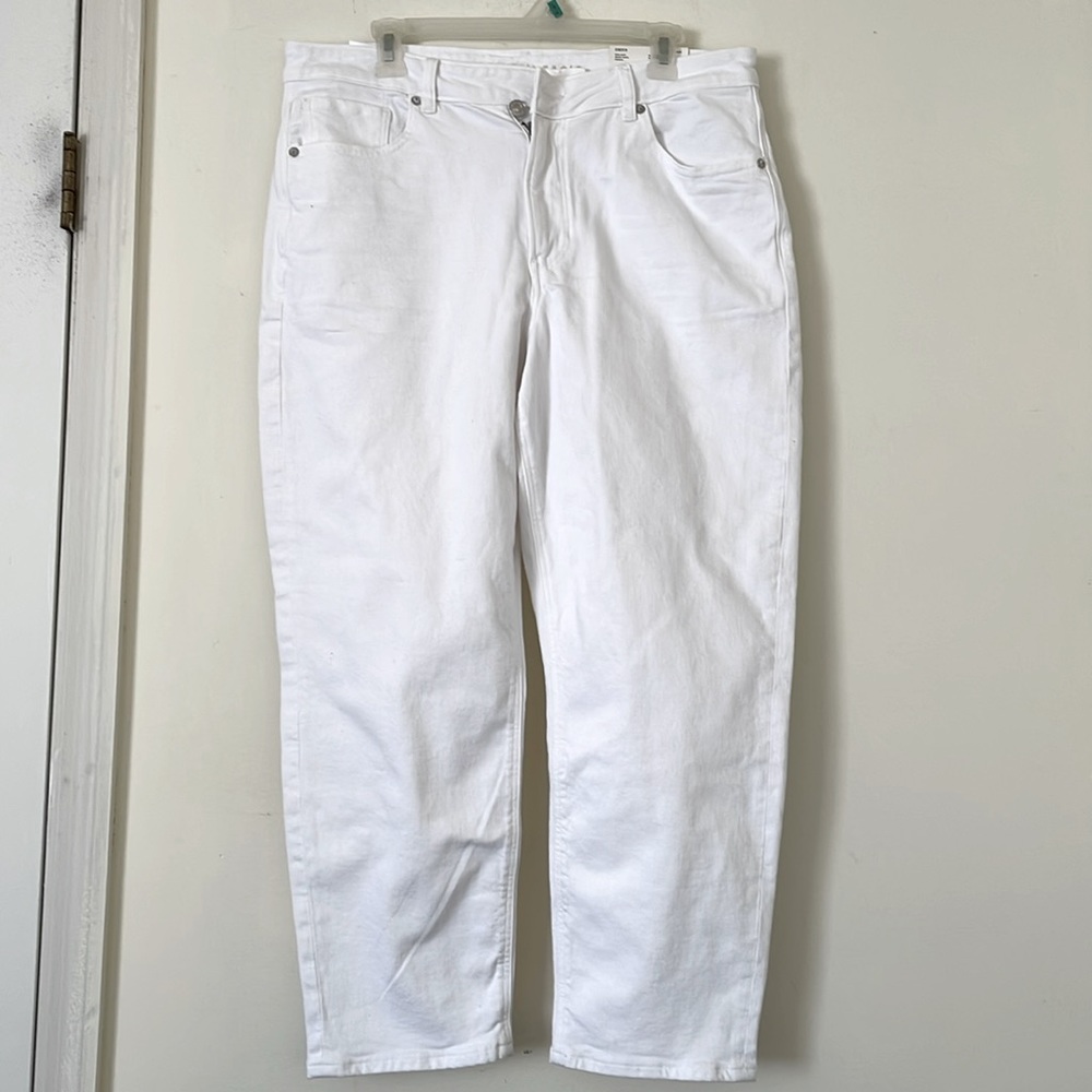 American Eagle Mom Jean Stretch Bright White Cropped Jeans